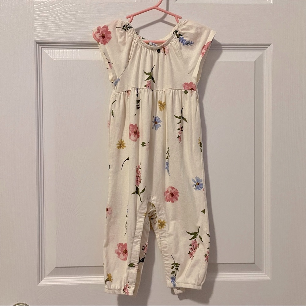 Baby Ruffled Sleeveless Jumpsuit
